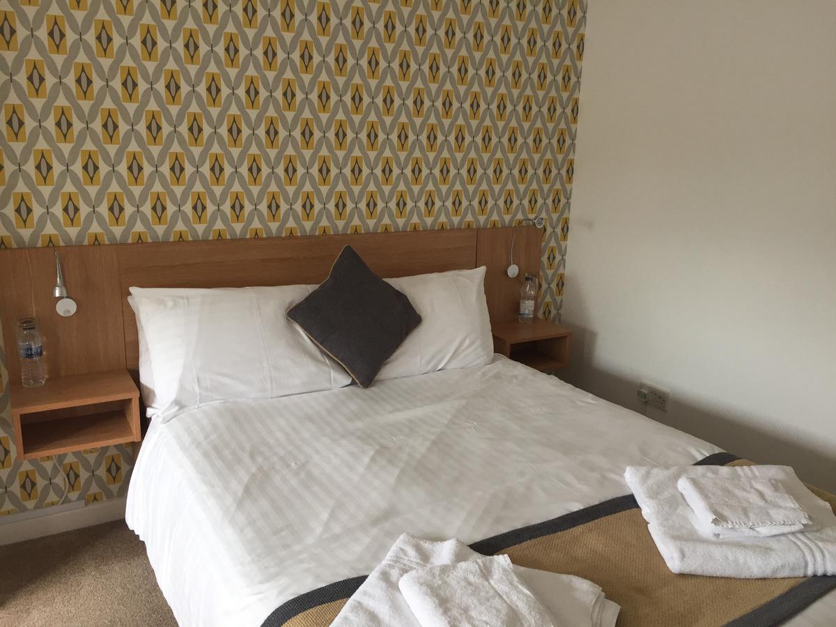 แลนจ์วิว ลอดจ์ Bed & Breakfast เอบูเวล ภายนอก รูปภาพ