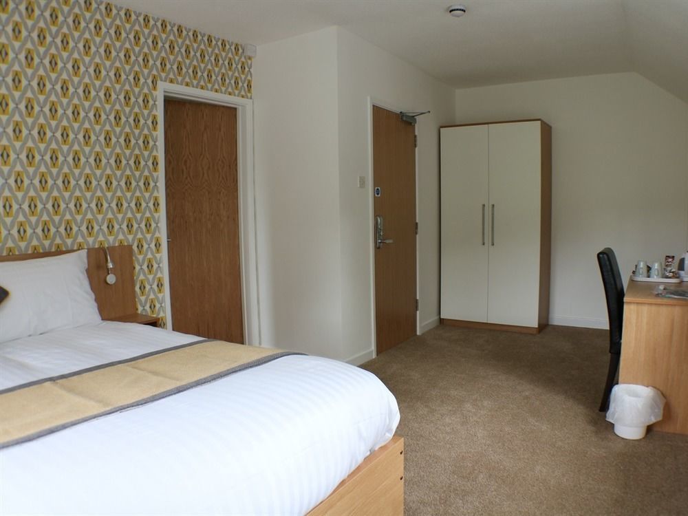 แลนจ์วิว ลอดจ์ Bed & Breakfast เอบูเวล ภายนอก รูปภาพ